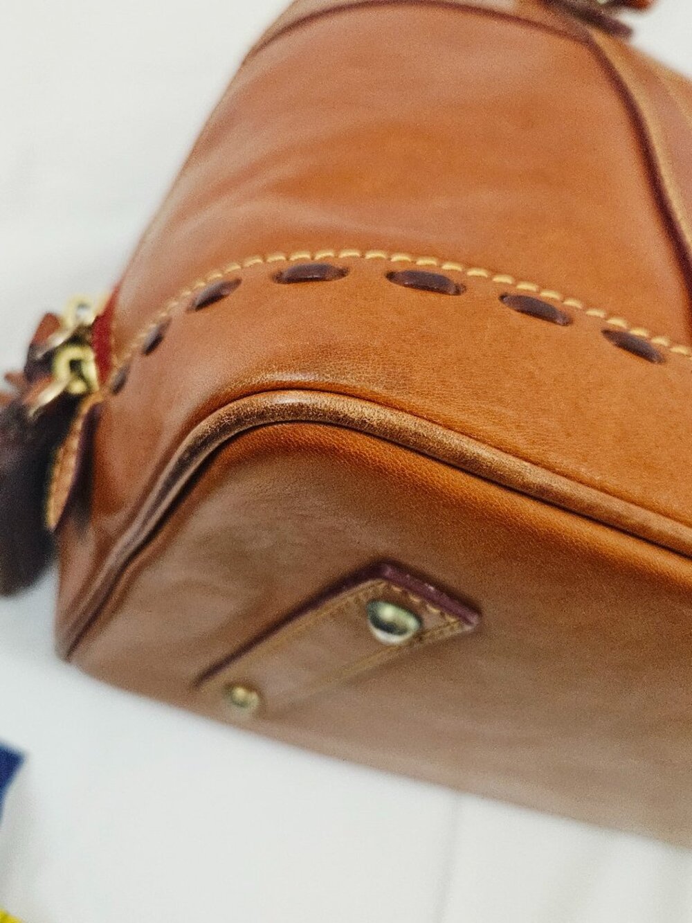 Dooney & Bourke Florentine Leather Vachetta Domed Satchel Natural Whip Stitch DB - Picture 12 of 15
